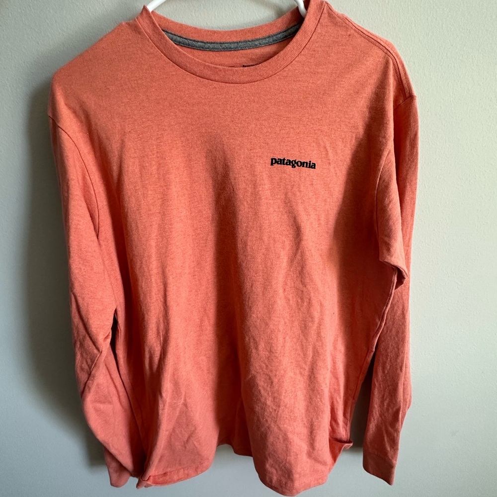 CORAL PATAGONIA LONG SLEEVE T-SHIRT